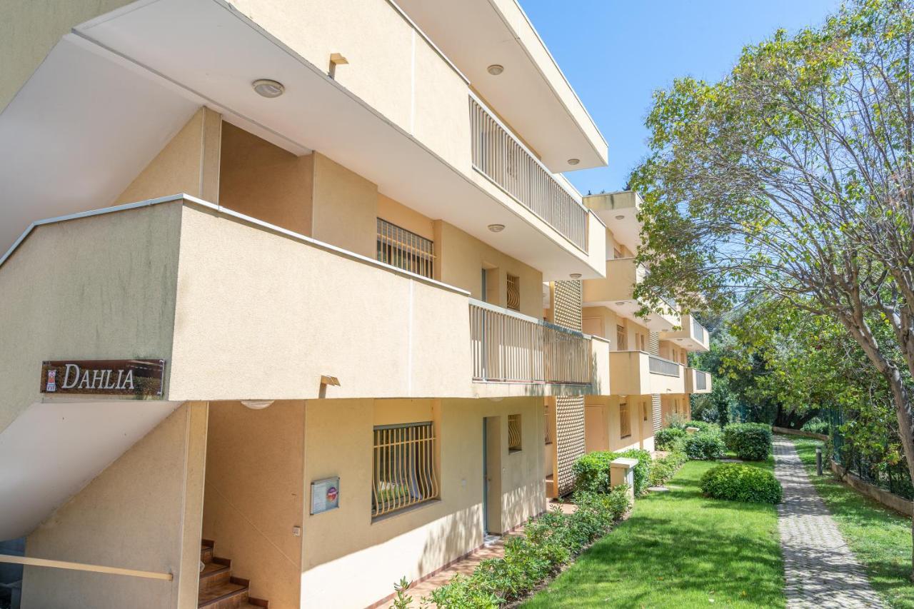 Vvf Residence Antibes ฌวง-เลส์-แป็งส์ ภายนอก รูปภาพ